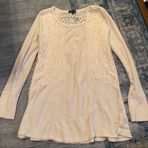 Long-sleeve off-white waffle-textured tunic